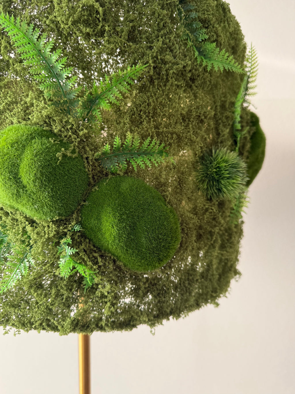 „Verzauberter Wald“ – Handgefertigter botanischer Lampenschirm